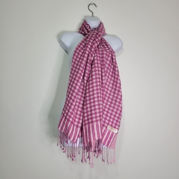 Pashmina pink abstract print scarf with fringe - Picture 1 of 5
